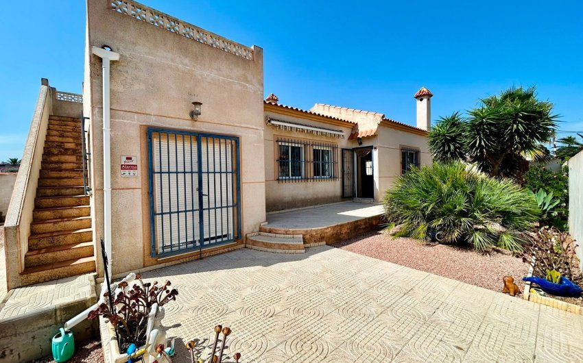 Herverkoop - Villa -
Torrevieja - Costa Blanca