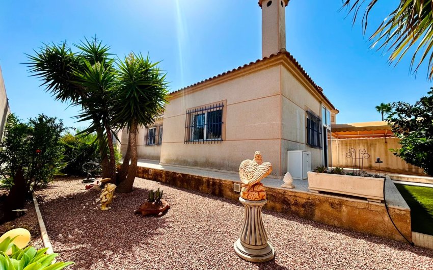 Herverkoop - Villa -
Torrevieja - Costa Blanca