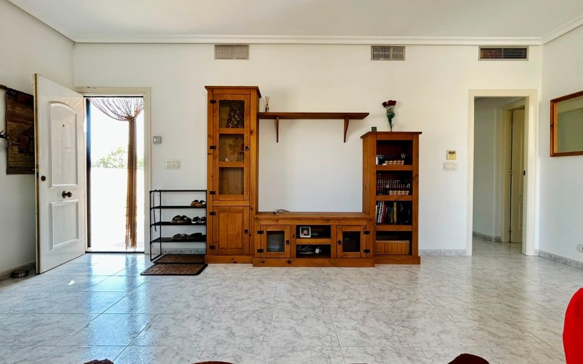 Herverkoop - Villa -
Torrevieja - Costa Blanca