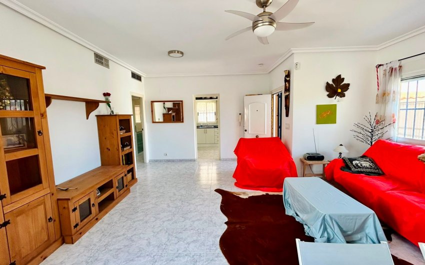 Herverkoop - Villa -
Torrevieja - Costa Blanca