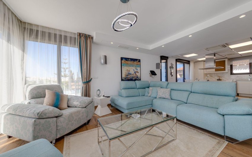 Herverkoop - Villa -
Torrevieja - Costa Blanca