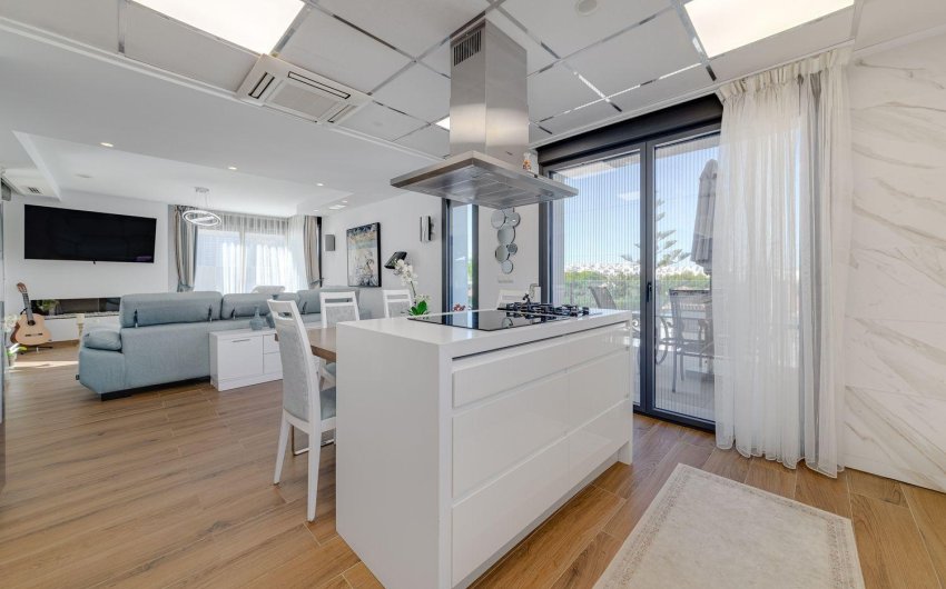 Herverkoop - Villa -
Torrevieja - Costa Blanca