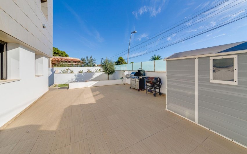 Herverkoop - Villa -
Torrevieja - Costa Blanca