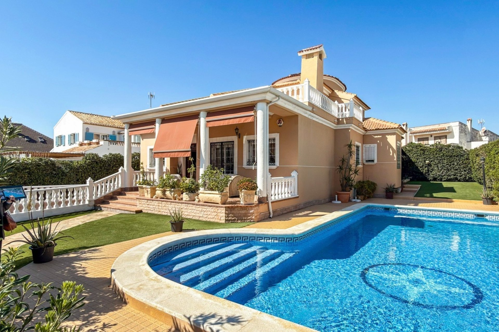 Herverkoop - Villa -
Torrevieja - Costa Blanca