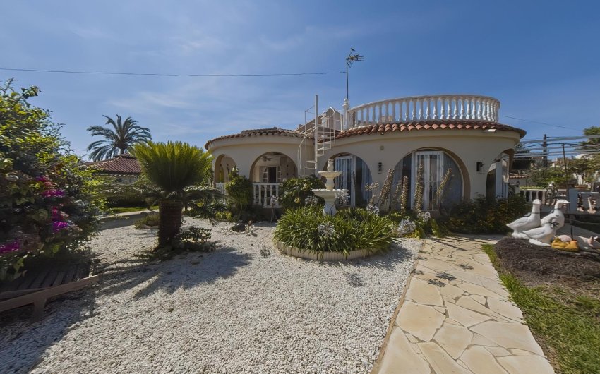 Herverkoop - Villa -
Torrevieja - Costa Blanca