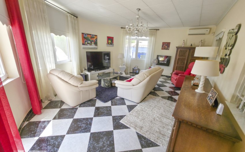 Herverkoop - Villa -
Torrevieja - Costa Blanca