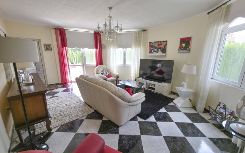 Herverkoop - Villa -
Torrevieja - Costa Blanca