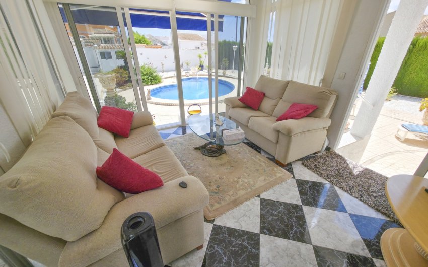 Herverkoop - Villa -
Torrevieja - Costa Blanca