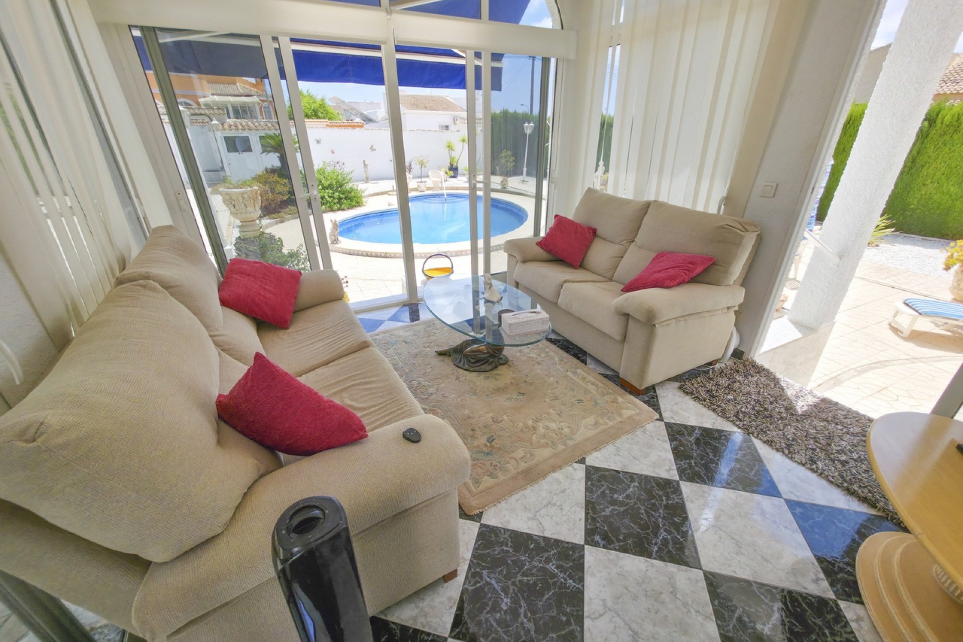 Herverkoop - Villa -
Torrevieja - Costa Blanca