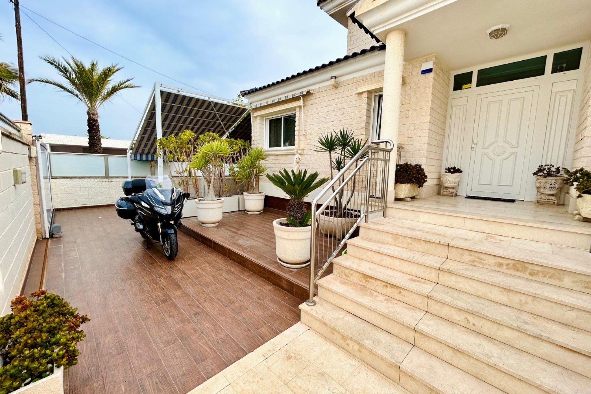 Herverkoop - Villa -
Torrevieja - Costa Blanca