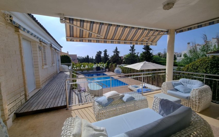 Herverkoop - Villa -
Torrevieja - Costa Blanca