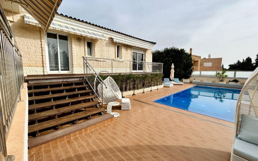 Herverkoop - Villa -
Torrevieja - Costa Blanca