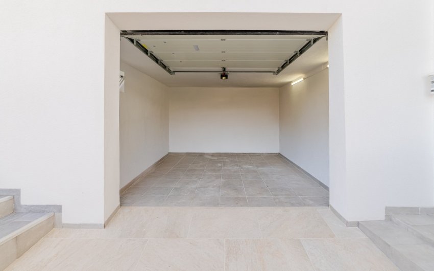 Herverkoop - Villa -
Torrevieja - Costa Blanca