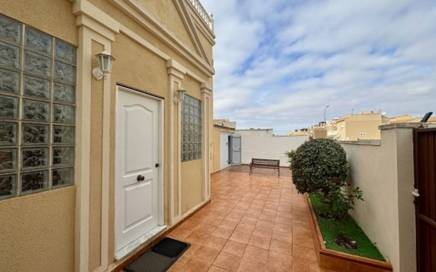 Herverkoop - Villa -
Torrevieja - Costa Blanca