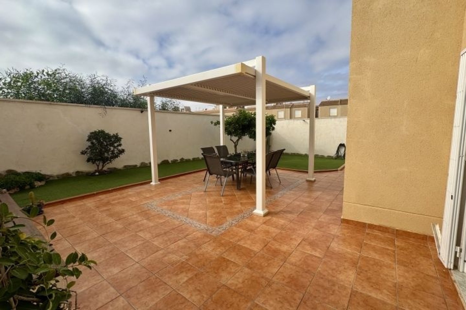 Herverkoop - Villa -
Torrevieja - Costa Blanca