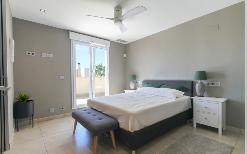 Herverkoop - Villa -
Torrevieja - Costa Blanca