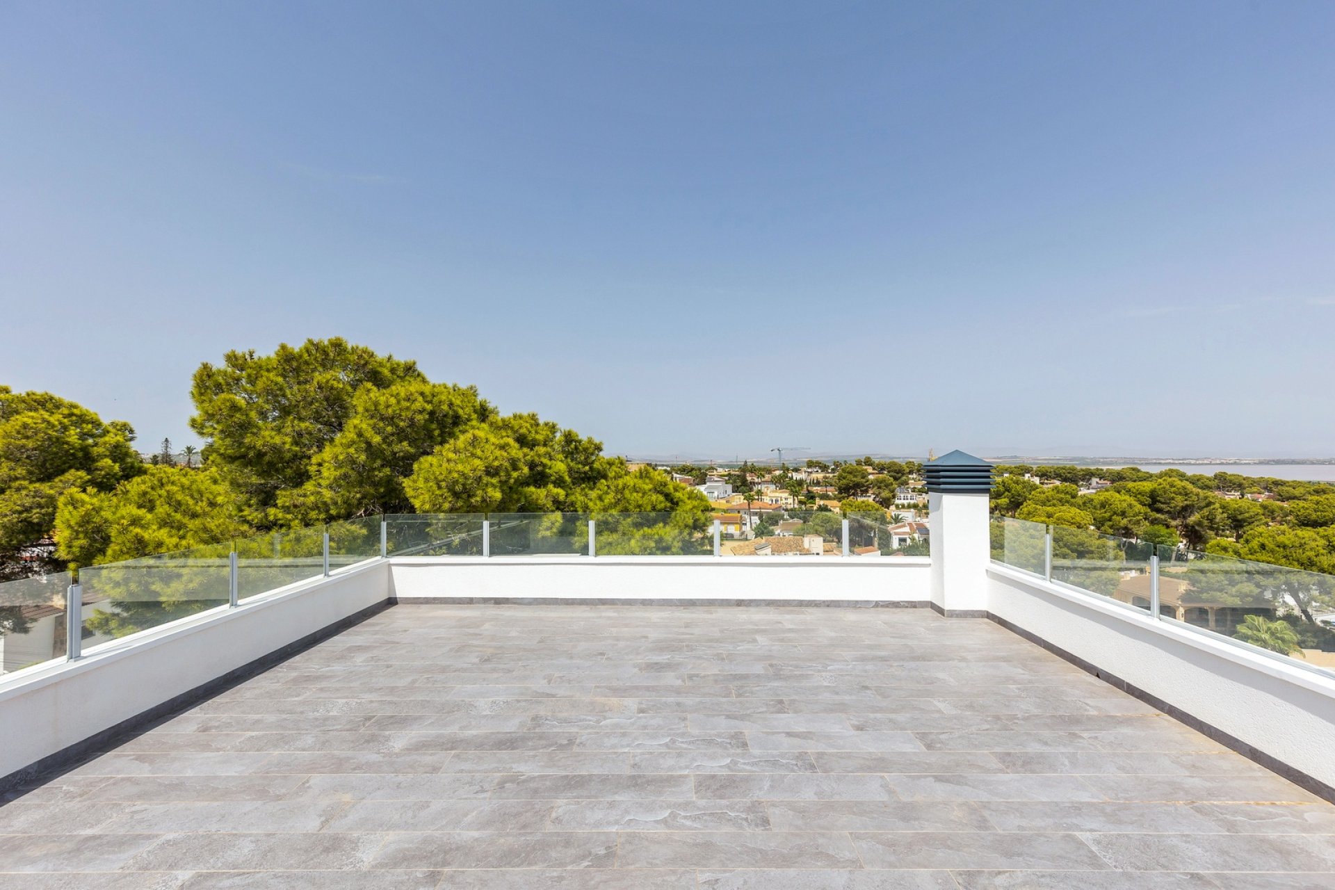 Herverkoop - Villa -
Torrevieja - Costa Blanca