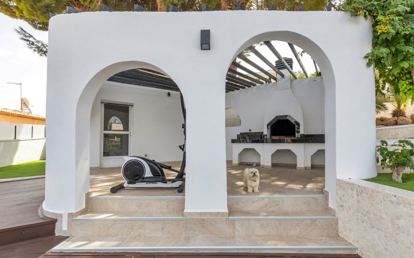 Herverkoop - Villa -
Torrevieja - Costa Blanca