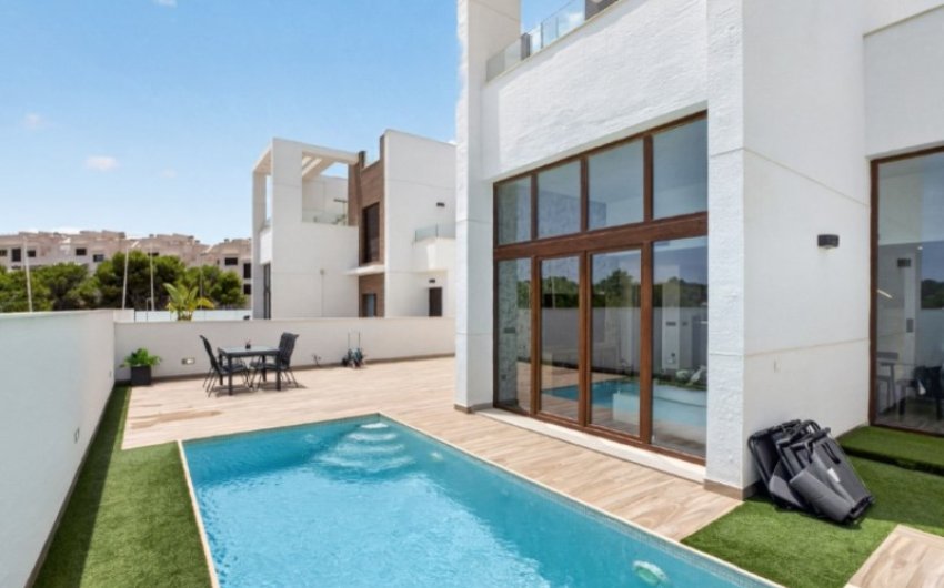 Herverkoop - Villa -
Torrevieja - Costa Blanca