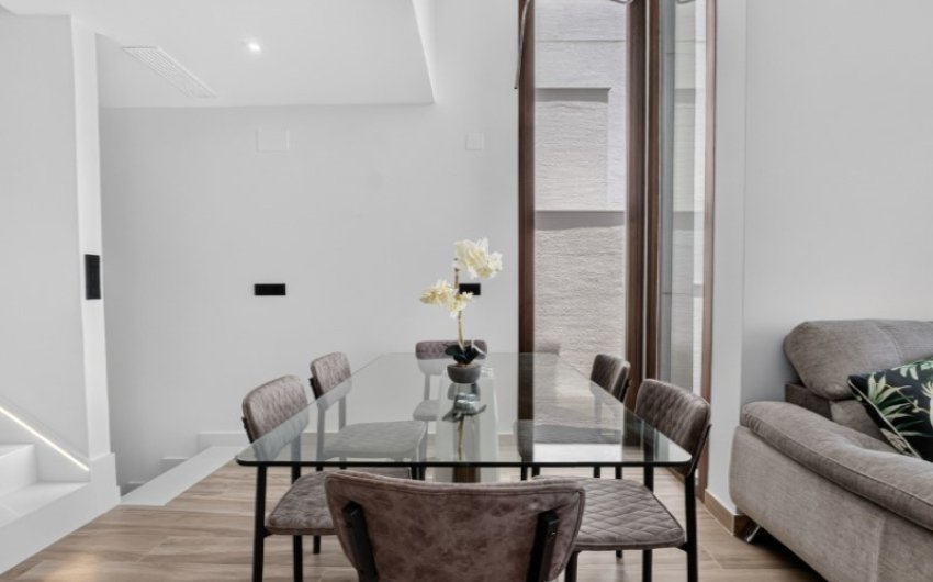 Herverkoop - Villa -
Torrevieja - Costa Blanca