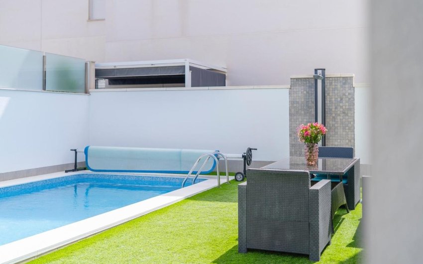 Herverkoop - Villa -
Torrevieja - Costa Blanca