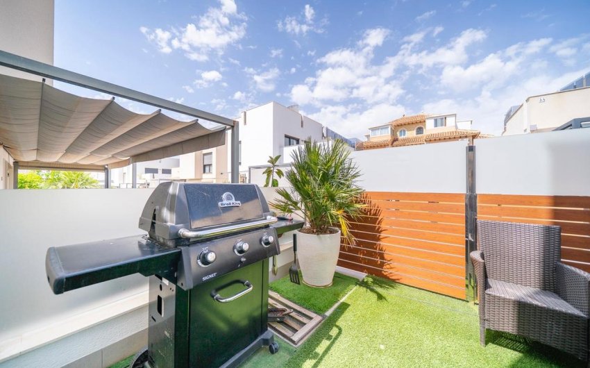 Herverkoop - Villa -
Torrevieja - Costa Blanca