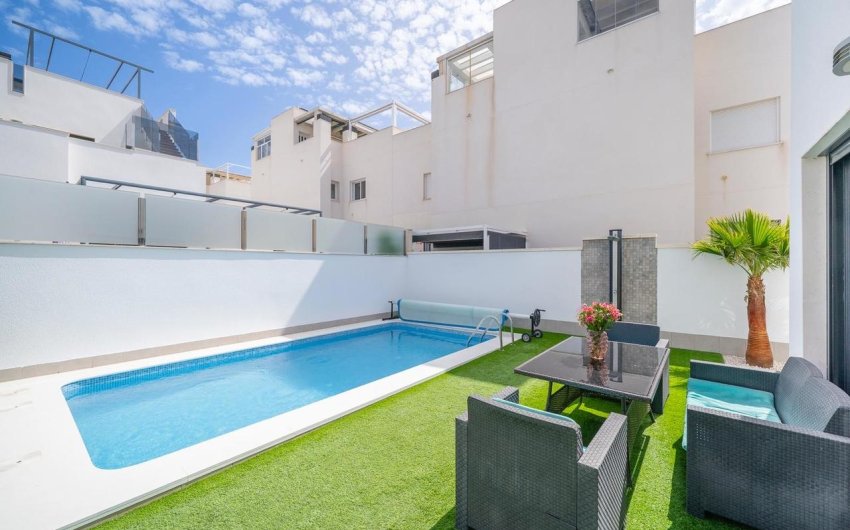 Herverkoop - Villa -
Torrevieja - Costa Blanca