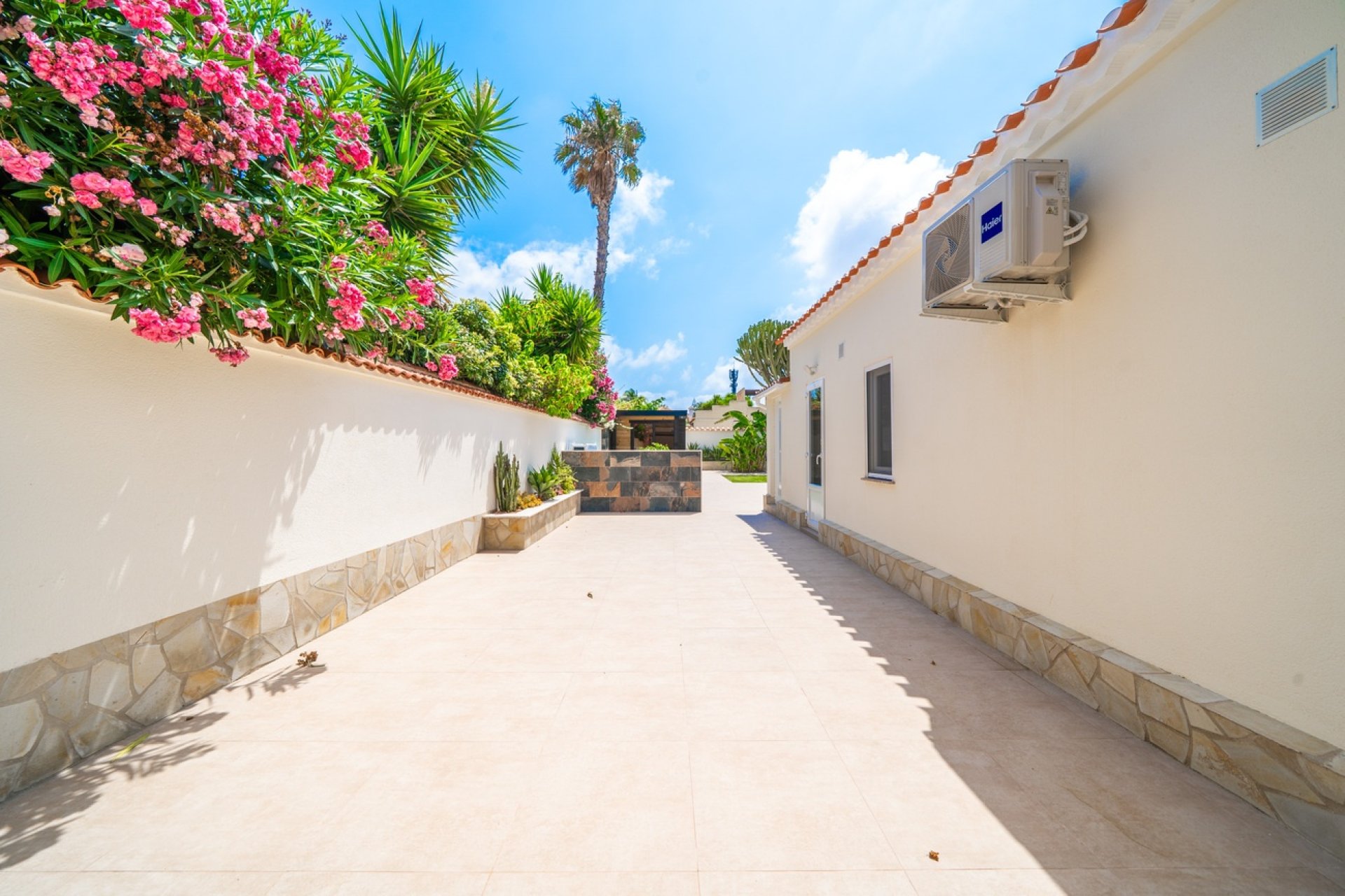 Herverkoop - Villa -
Torrevieja - Costa Blanca