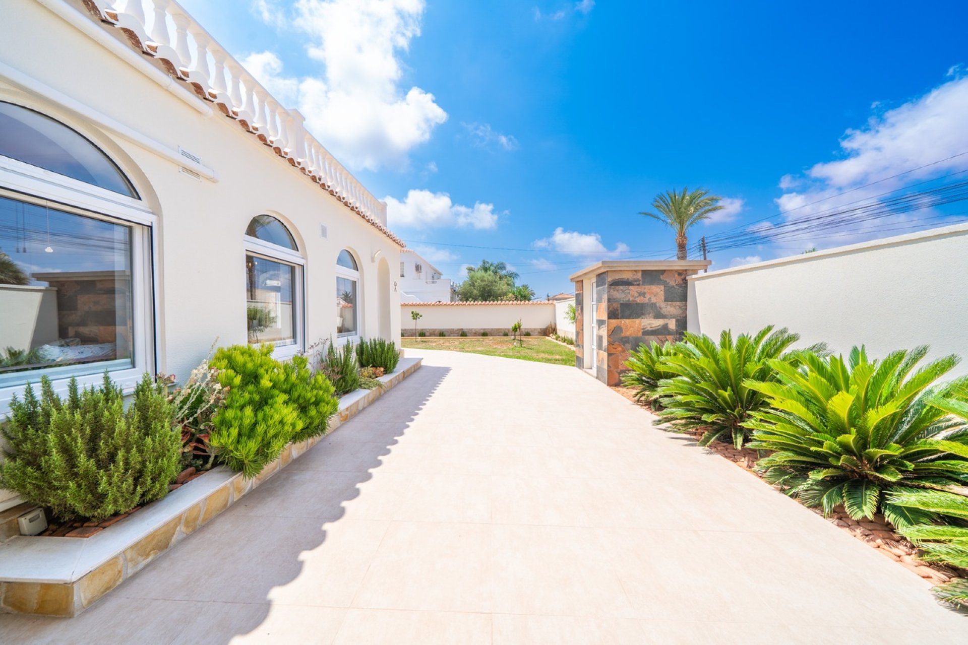 Herverkoop - Villa -
Torrevieja - Costa Blanca
