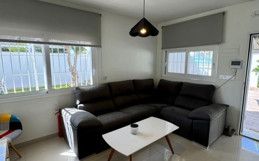 Herverkoop - Villa -
Torrevieja - Costa Blanca