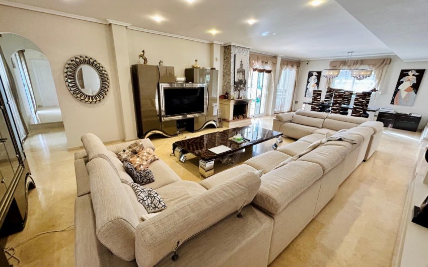 Herverkoop - Villa -
Torrevieja - Costa Blanca