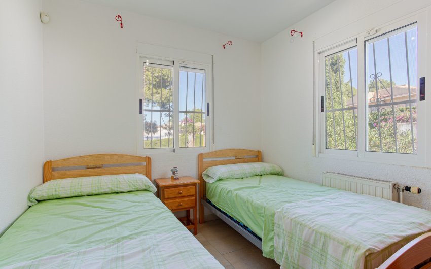 Herverkoop - Villa -
Torrevieja - Costa Blanca