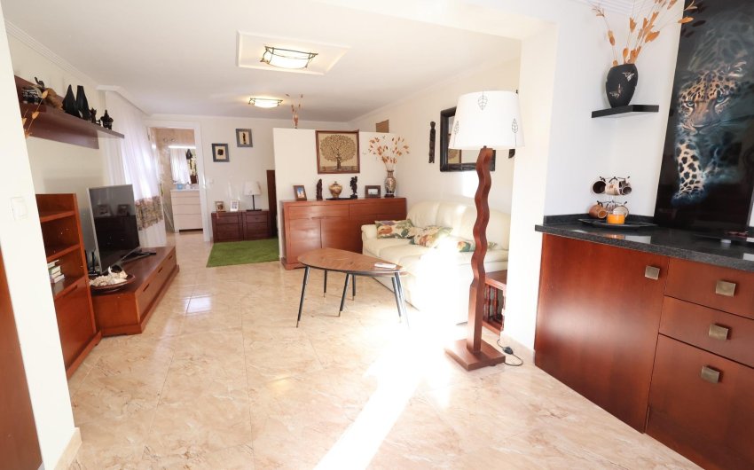 Herverkoop - Villa -
Torrevieja - Costa Blanca