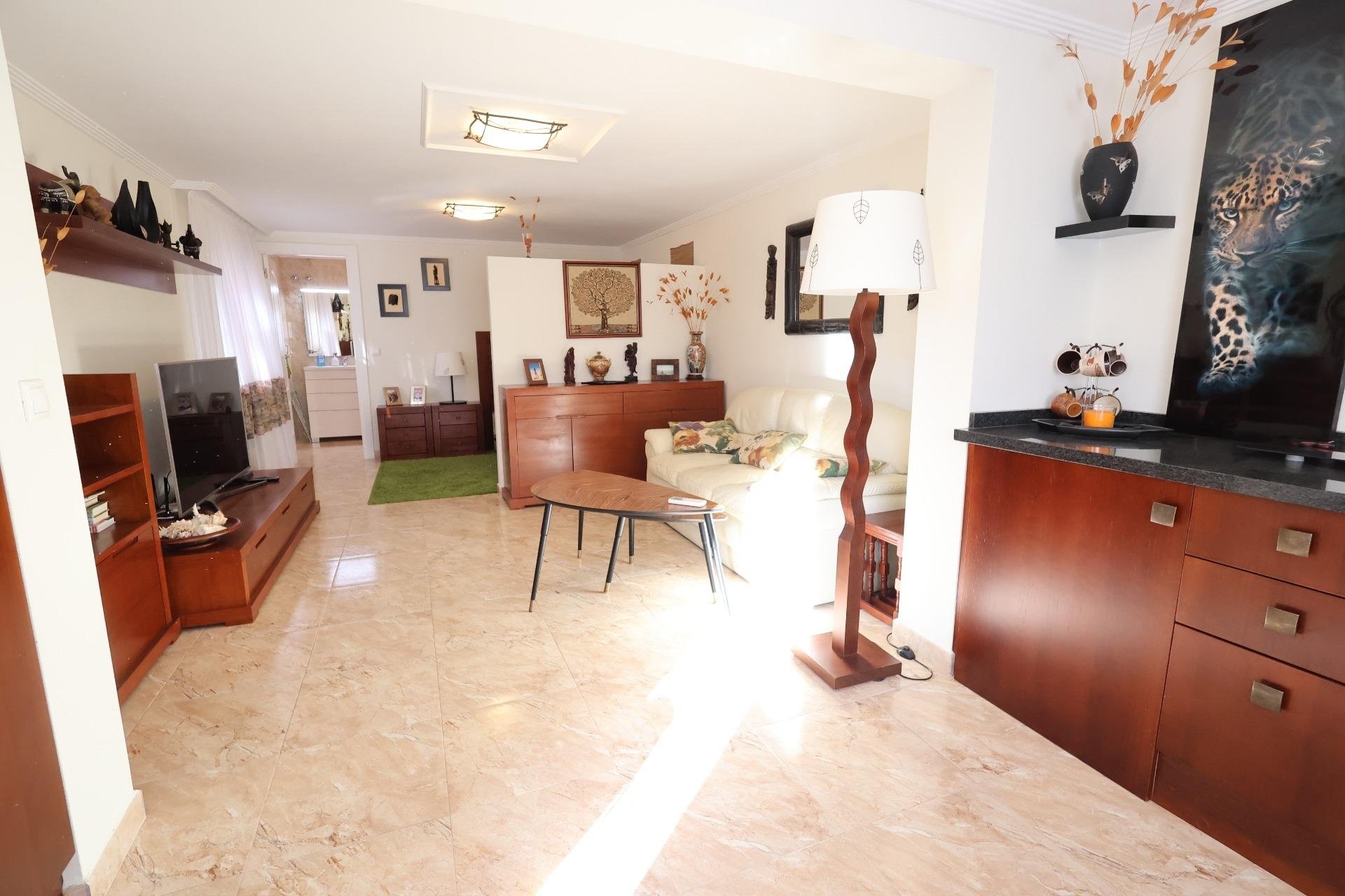 Herverkoop - Villa -
Torrevieja - Costa Blanca