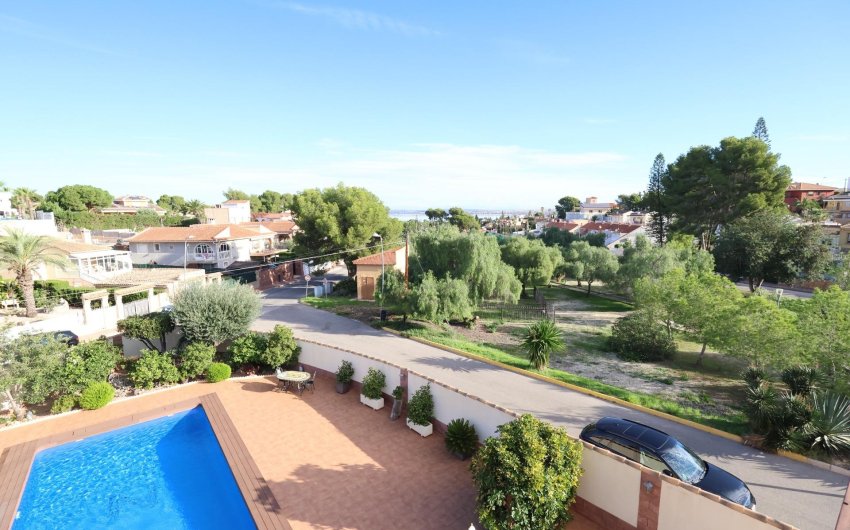 Herverkoop - Villa -
Torrevieja - Costa Blanca