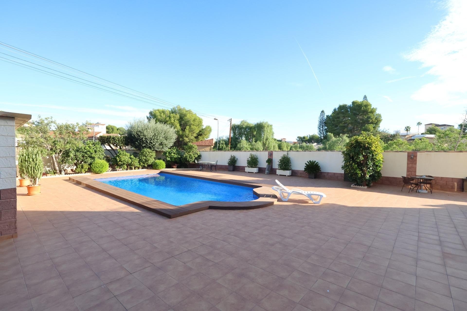 Herverkoop - Villa -
Torrevieja - Costa Blanca