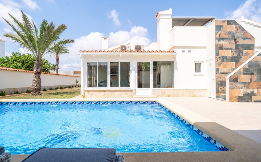 Herverkoop - Villa -
Torrevieja - Costa Blanca