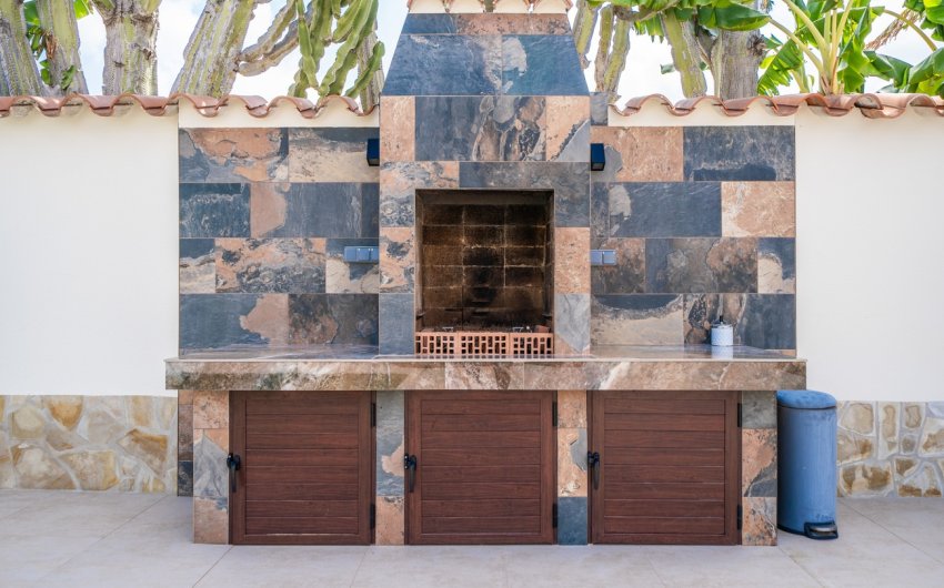 Herverkoop - Villa -
Torrevieja - Costa Blanca