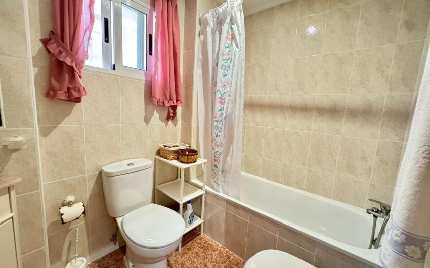 Herverkoop - Villa -
Torrevieja - Costa Blanca