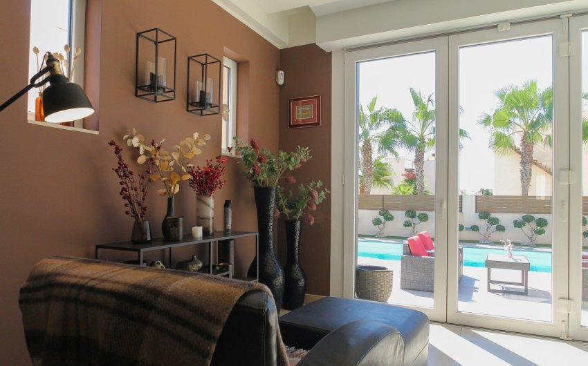 Herverkoop - Villa -
Torrevieja - Costa Blanca