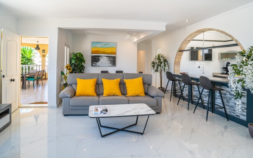 Herverkoop - Villa -
Torrevieja - Costa Blanca