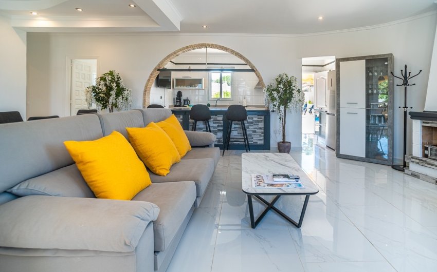 Herverkoop - Villa -
Torrevieja - Costa Blanca