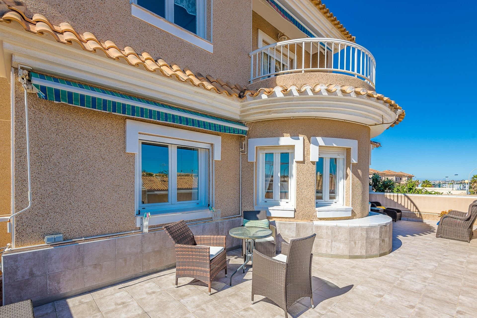 Herverkoop - Villa -
Torrevieja - Costa Blanca