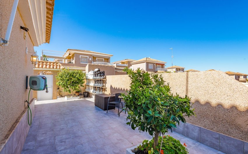 Herverkoop - Villa -
Torrevieja - Costa Blanca