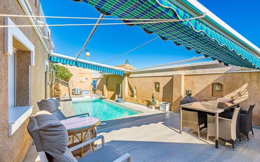 Herverkoop - Villa -
Torrevieja - Costa Blanca