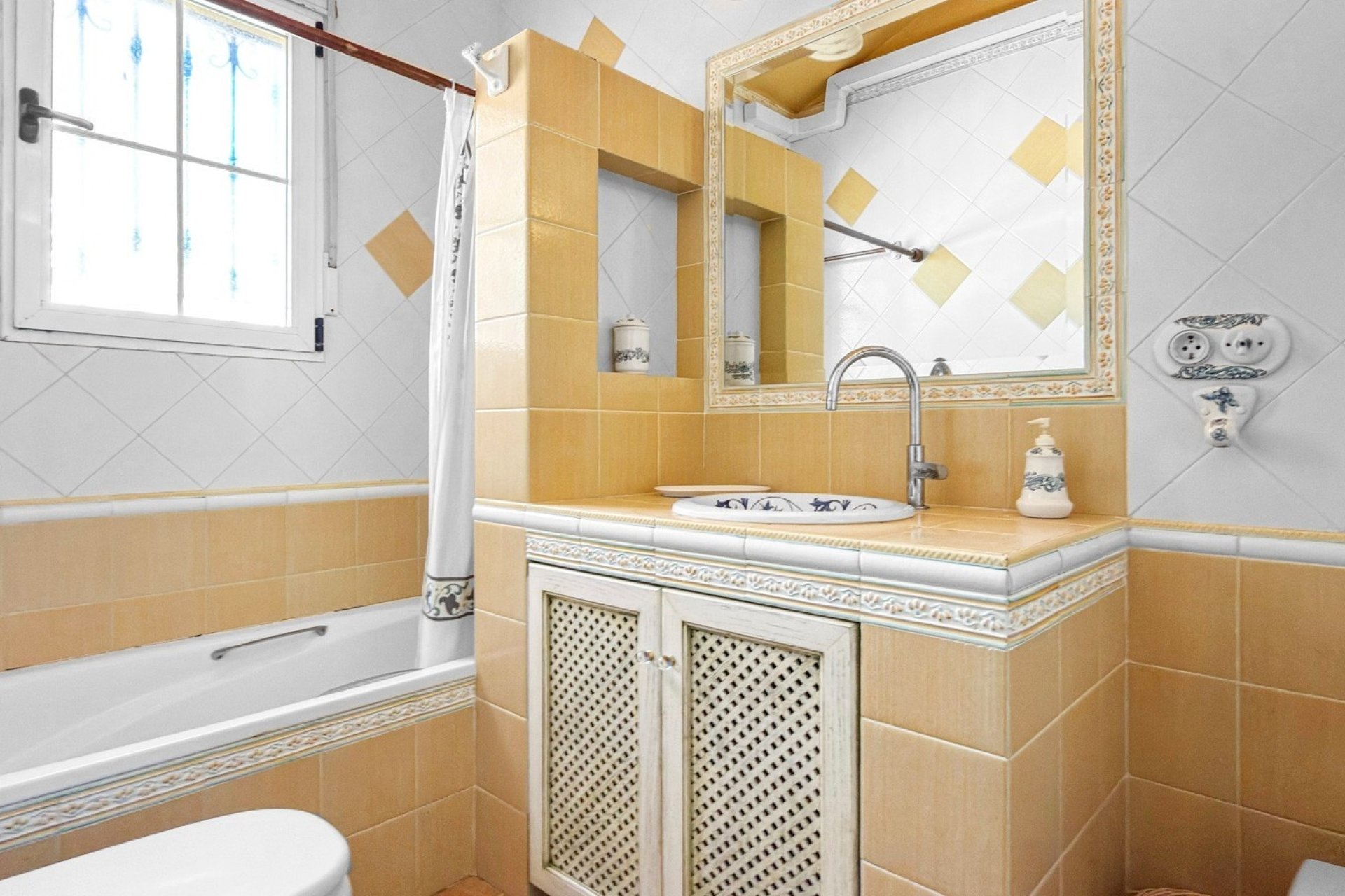 Herverkoop - Villa -
Torrevieja - Costa Blanca