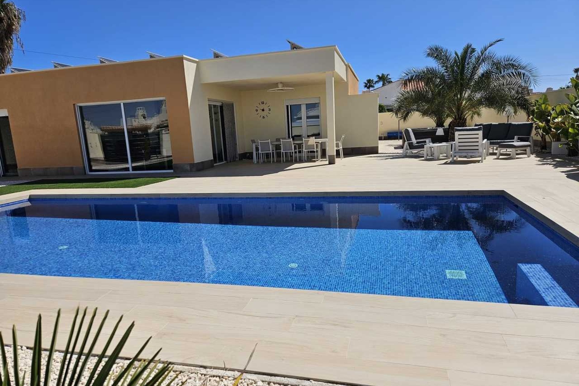 Herverkoop - Villa -
Torrevieja - Costa Blanca