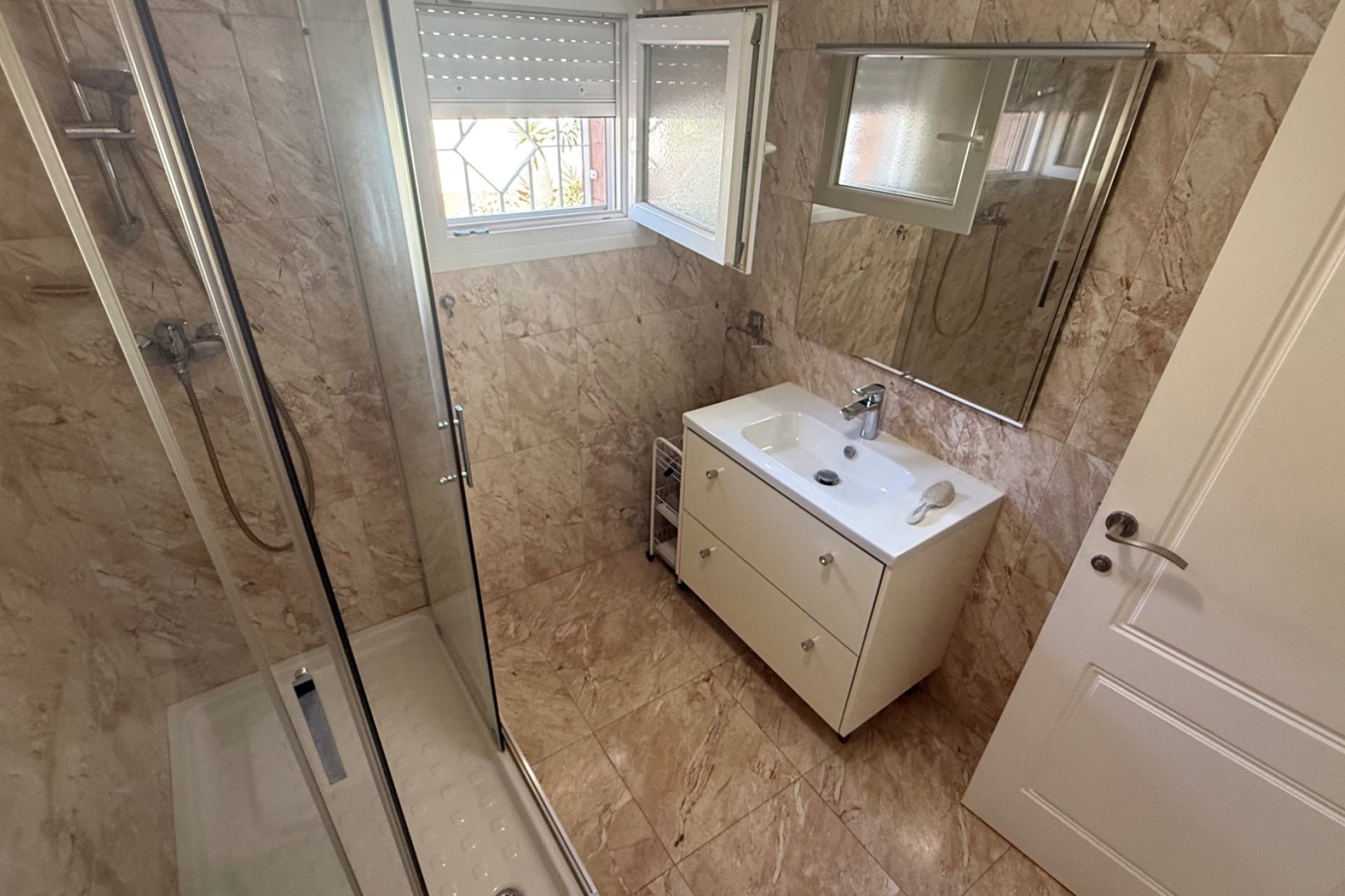 Herverkoop - Villa -
Torrevieja - Costa Blanca