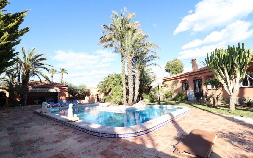 Herverkoop - Villa -
Torrevieja - Costa Blanca
