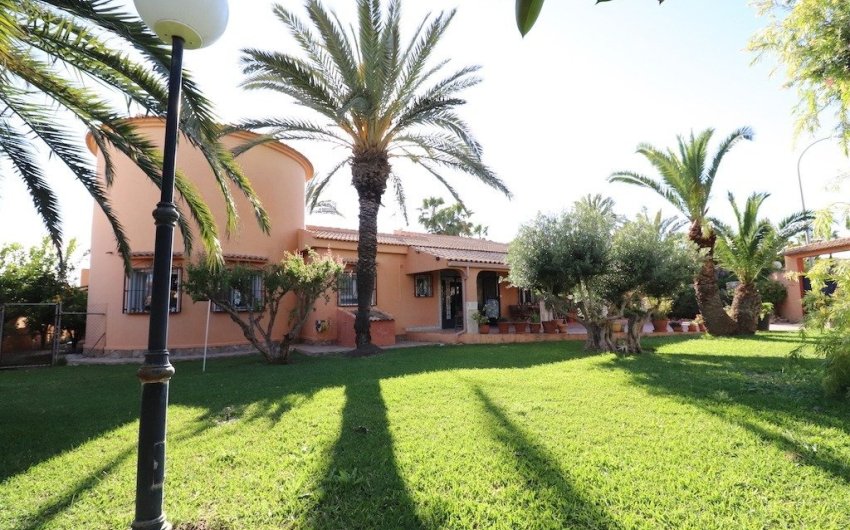 Herverkoop - Villa -
Torrevieja - Costa Blanca